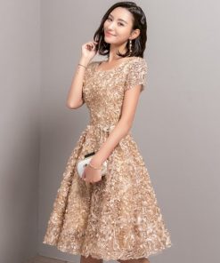 Voguish Classy Knee-Length Prom Dress